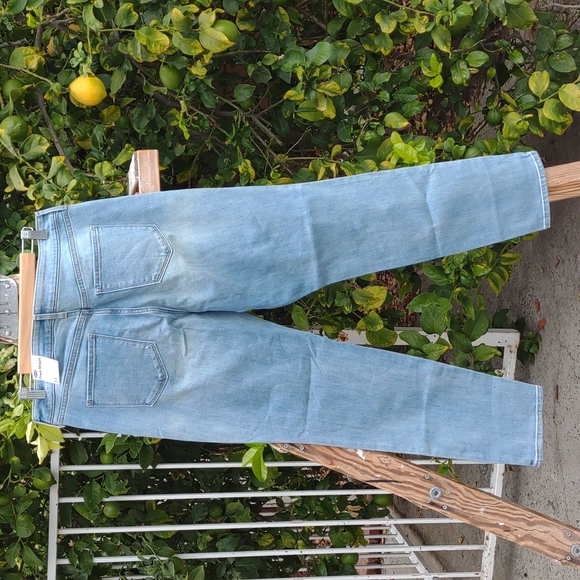 NEW Old Navy Power Straight Light Wash Jeans 14 - Picture 6 of 8